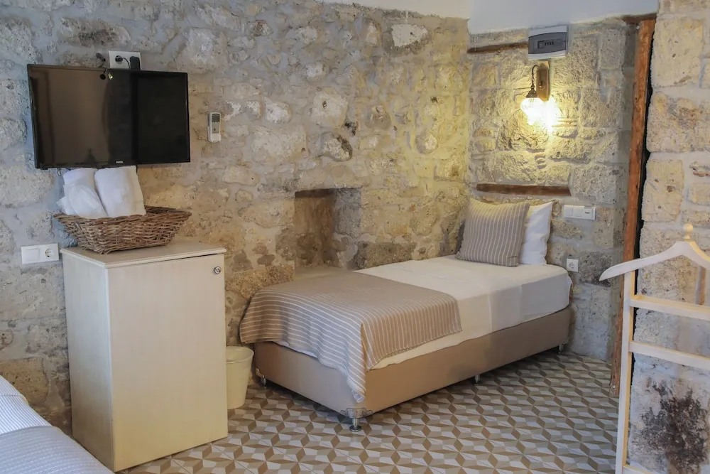 Deluxe Dört Kişilik Oda