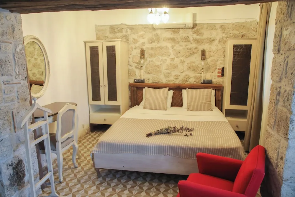 Deluxe Dört Kişilik Oda