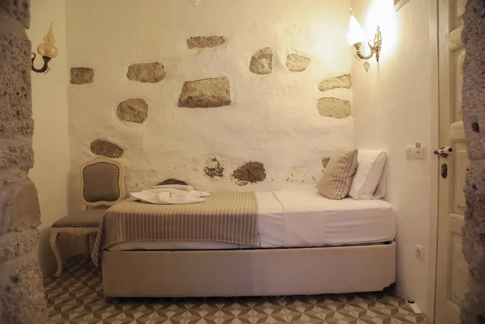 Deluxe Üç Kişilik Oda