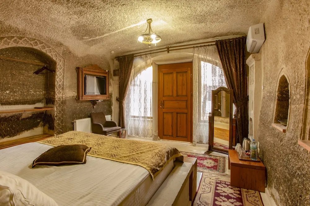 Standart Cave Room