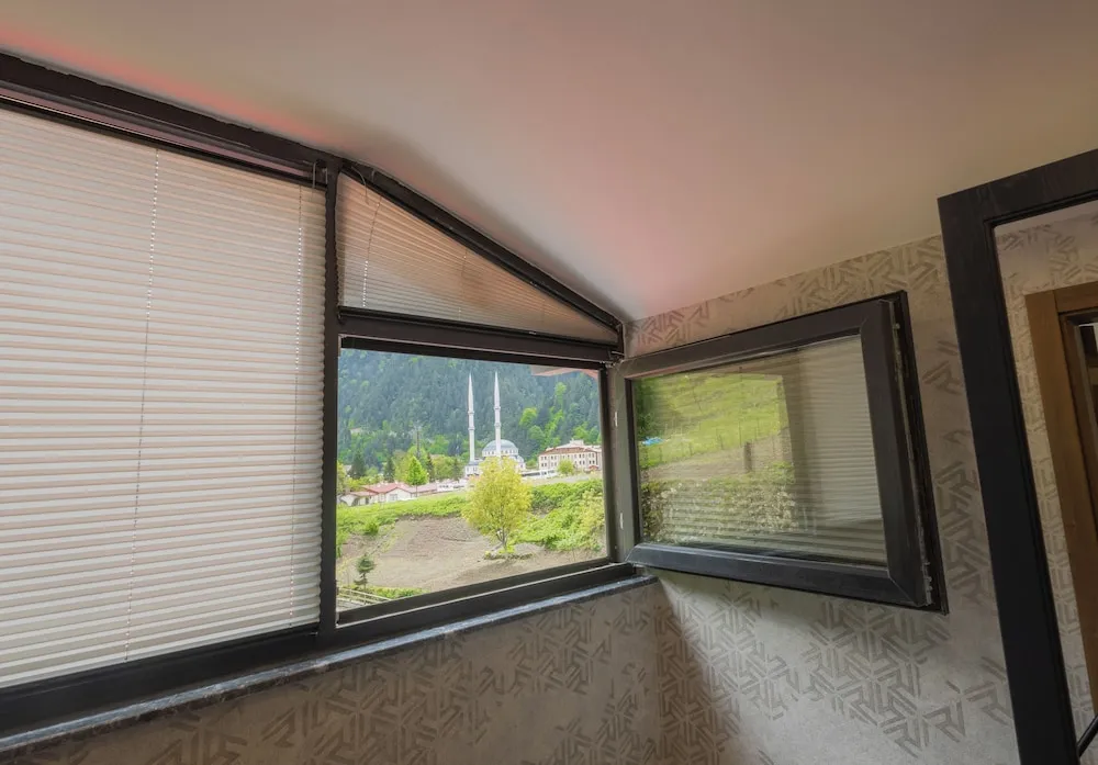 Family Apart Daire, Dağ Manzaralı