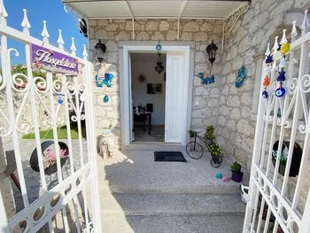 Fatma Hanım Konağı Alaçatı
