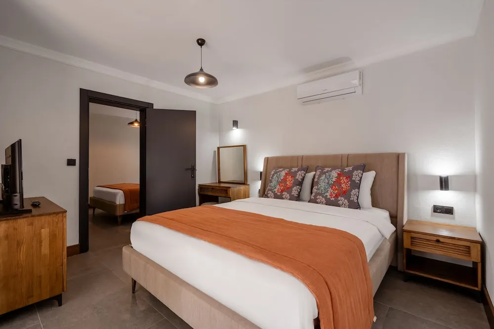 One Bedroom Suite