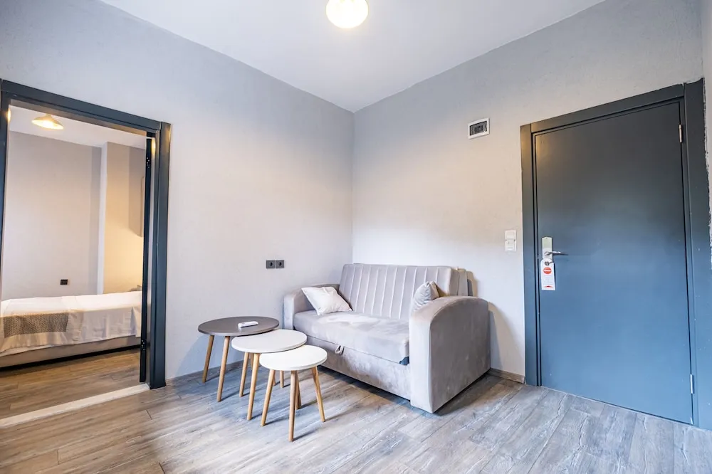 One Bedroom Suite