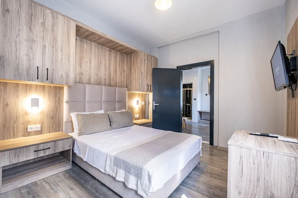 One Bedroom Suite