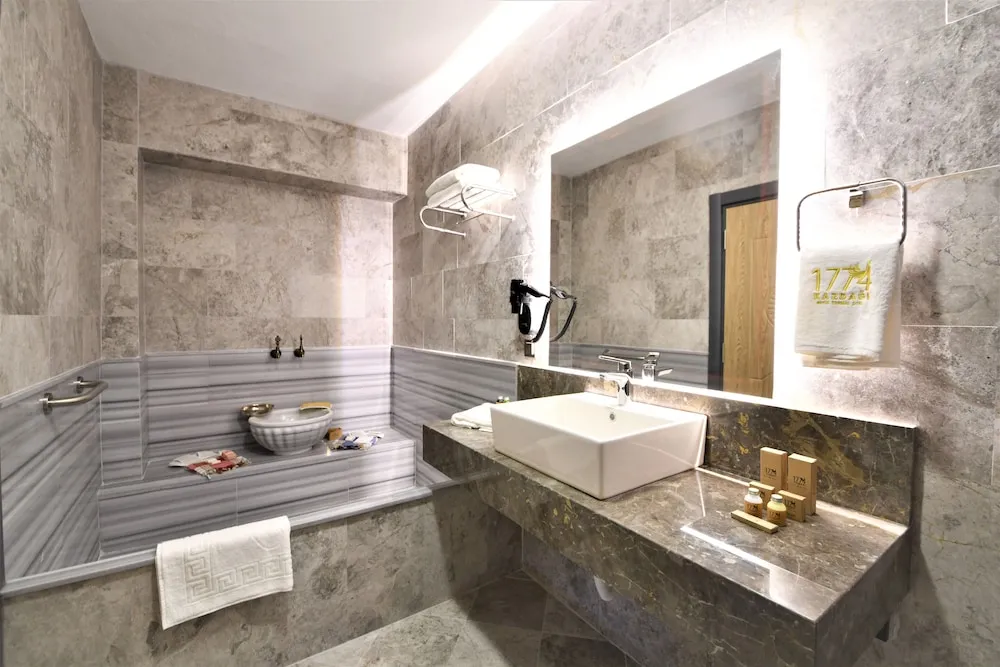 Luxury Tek Büyük veya İki Ayrı Yataklı Oda, Birden Çok Yatak Odası, Deniz Manzaralı