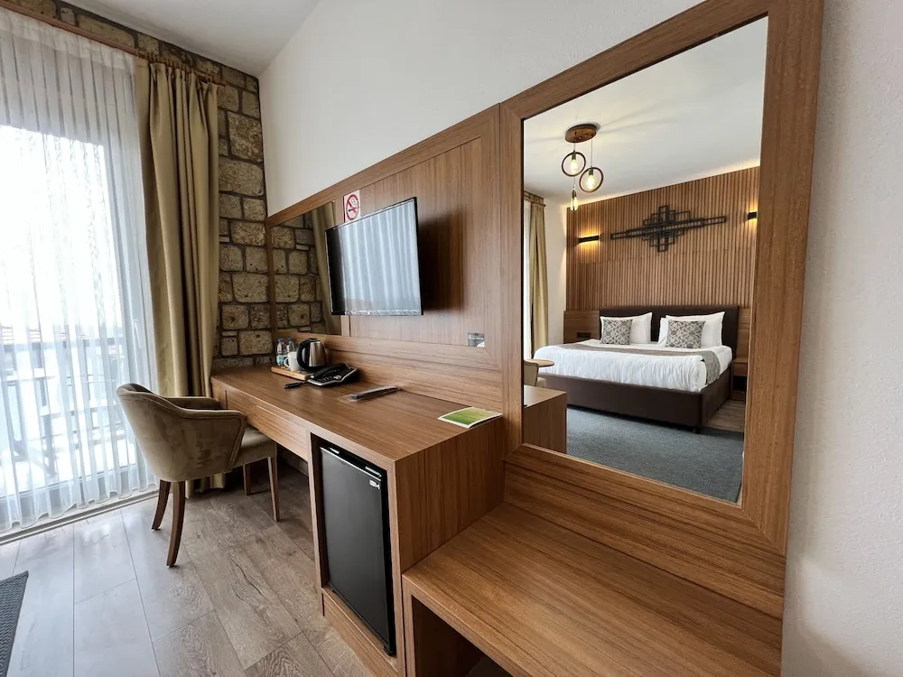 Deluxe Tek Büyük veya İki Ayrı Yataklı Oda