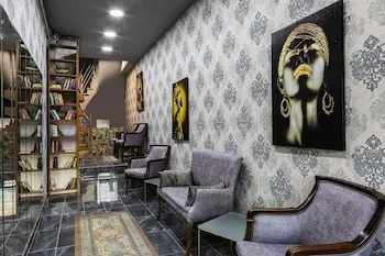 Astro Suites