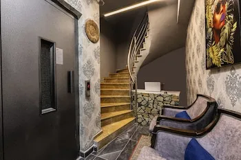 Astro Suites