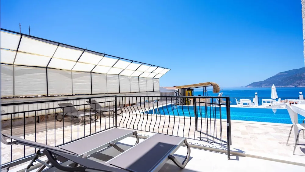 Classic Üç Kişilik Oda, Balkon/Veranda, Deniz Manzaralı