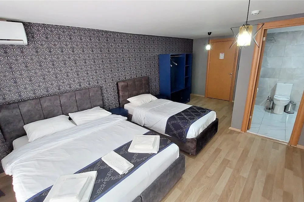 Tripple Serenity Suite, City View