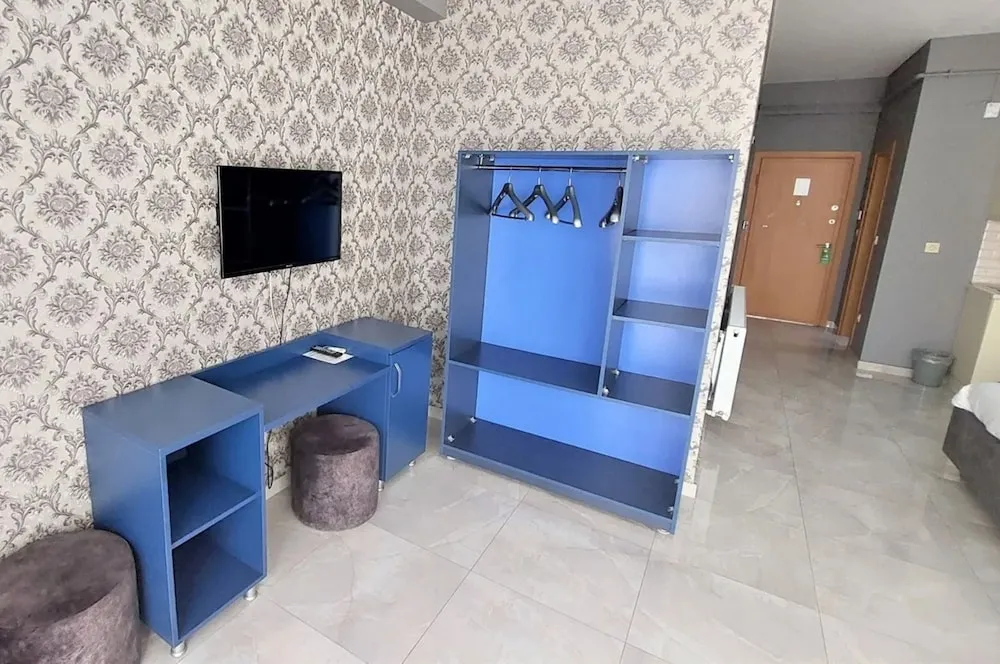 Tripple Serenity Suite, City View