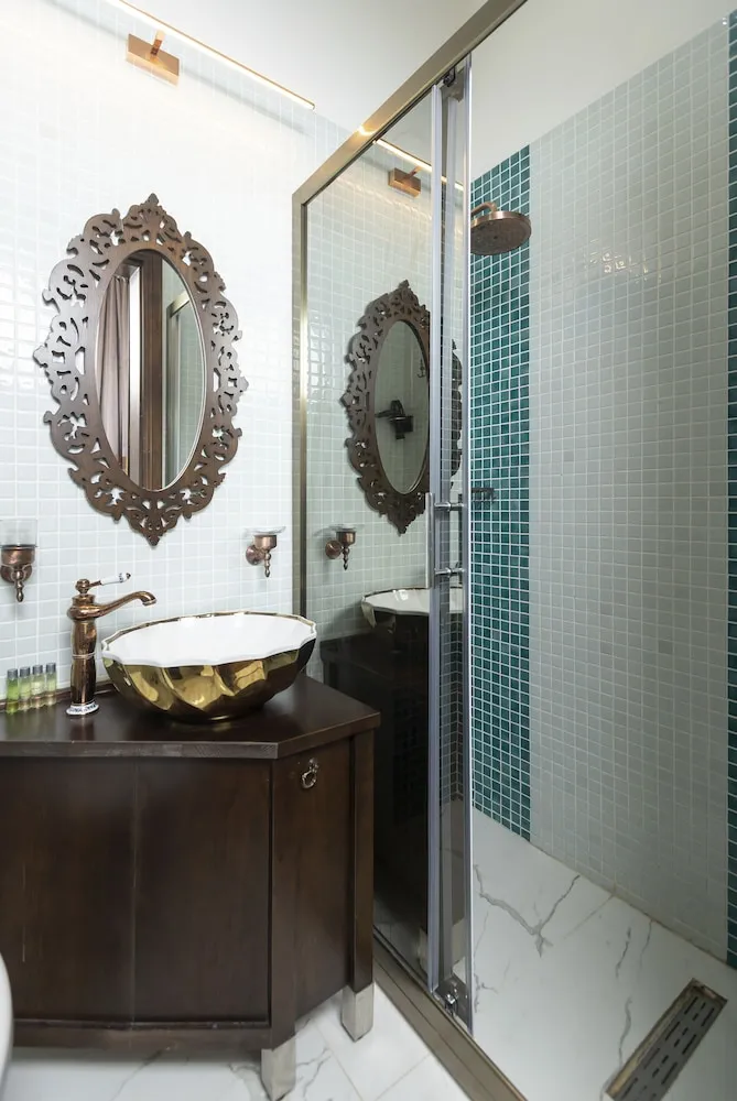 Deluxe Tek Büyük Yataklı Oda, Deniz Manzaralı