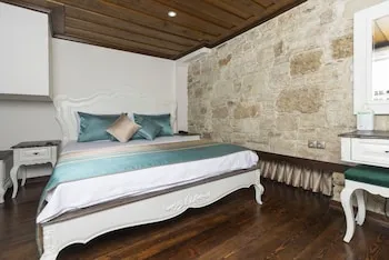 Marina Foça Hotel