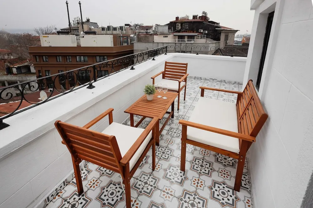 Çatı Katı Süiti (Penthouse), Teras
