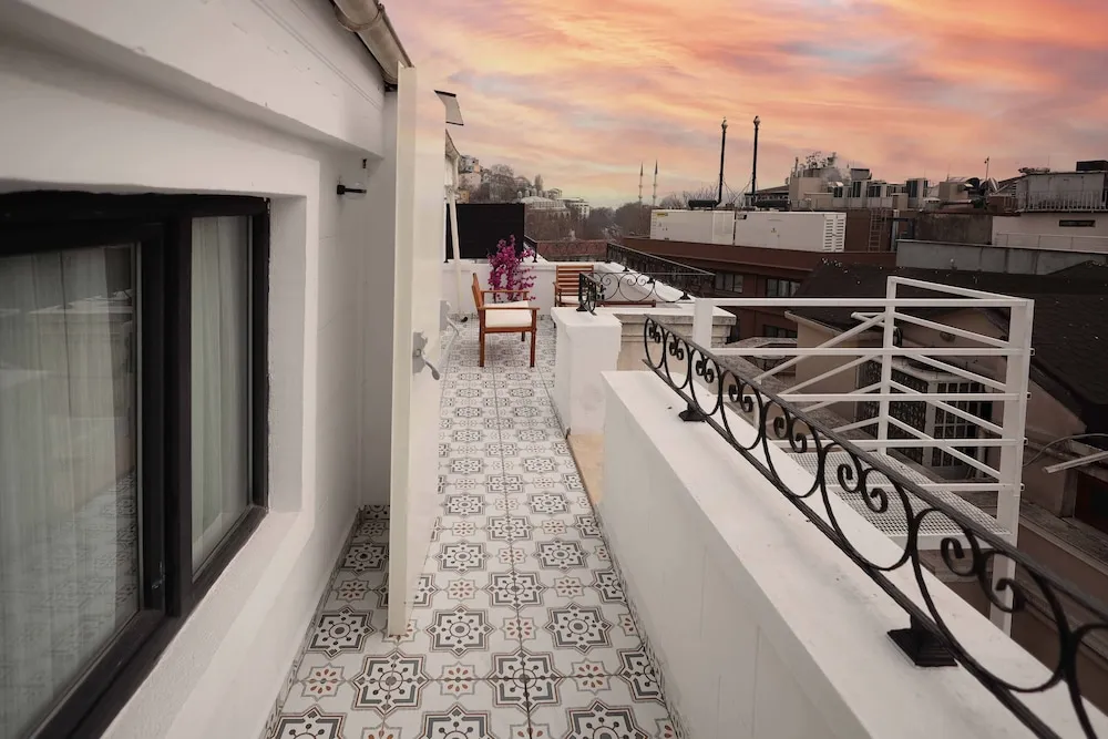 Çatı Katı Süiti (Penthouse), Teras