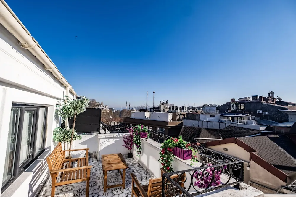 Çatı Katı Süiti (Penthouse), Teras