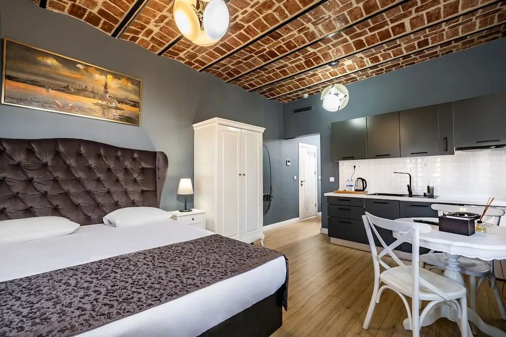 Stüdyo Süit, Balkon