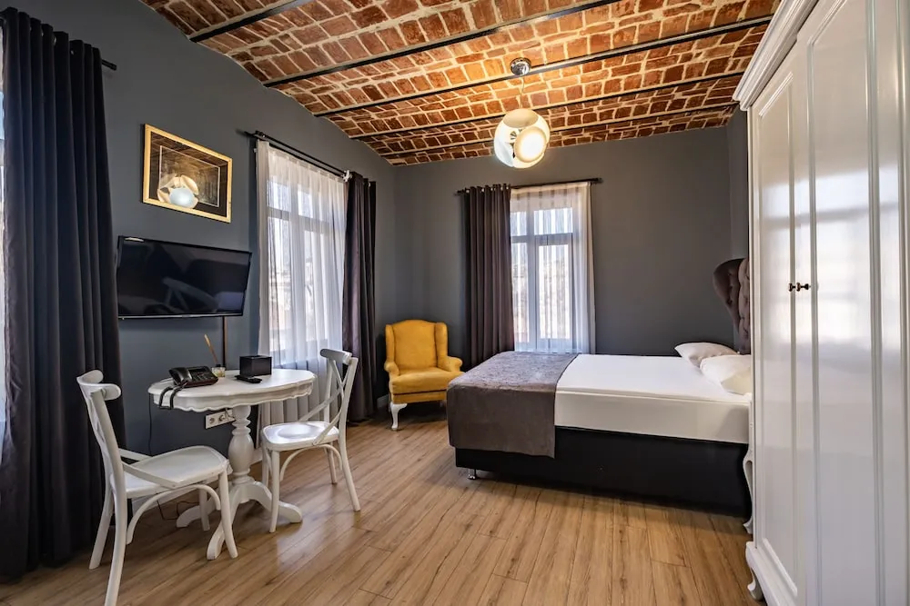 Stüdyo Süit, Balkon