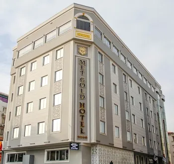 Met Gold Hotel