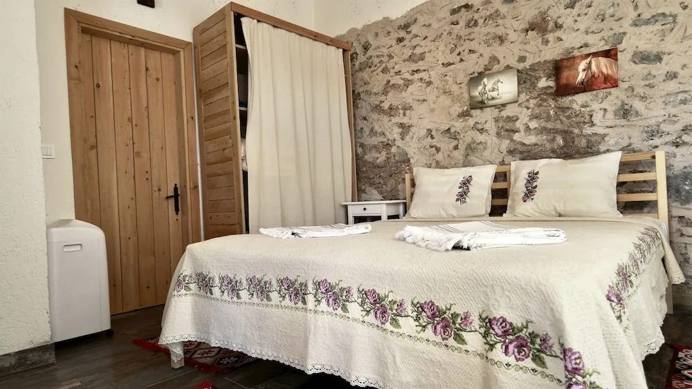 Deluxe Tek Büyük Yataklı Oda, Dağ Manzaralı