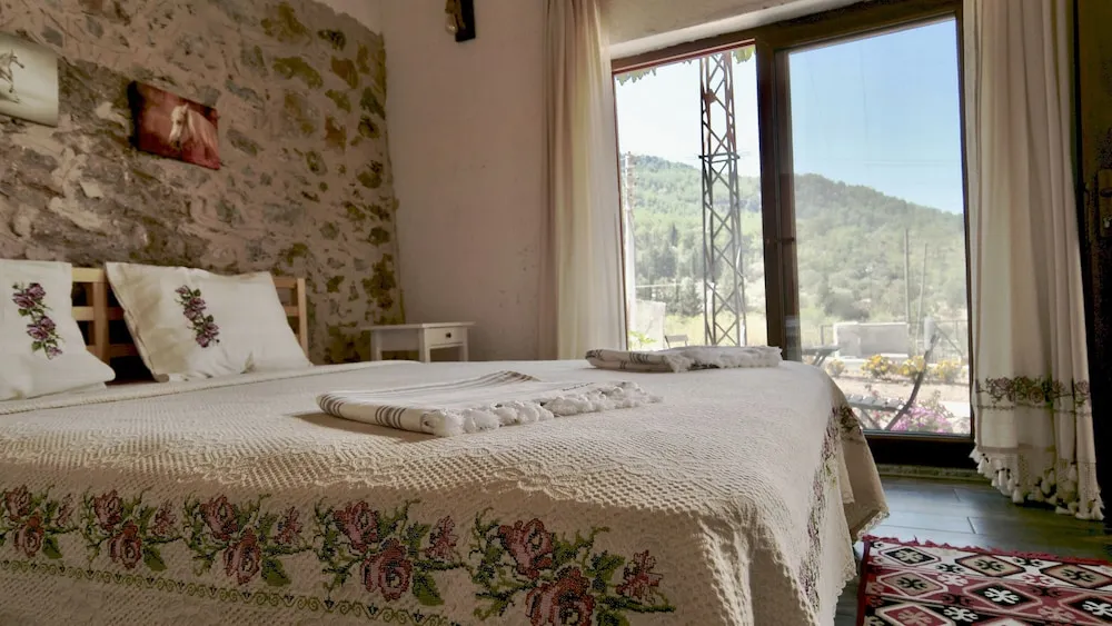 Deluxe Tek Büyük Yataklı Oda, Dağ Manzaralı