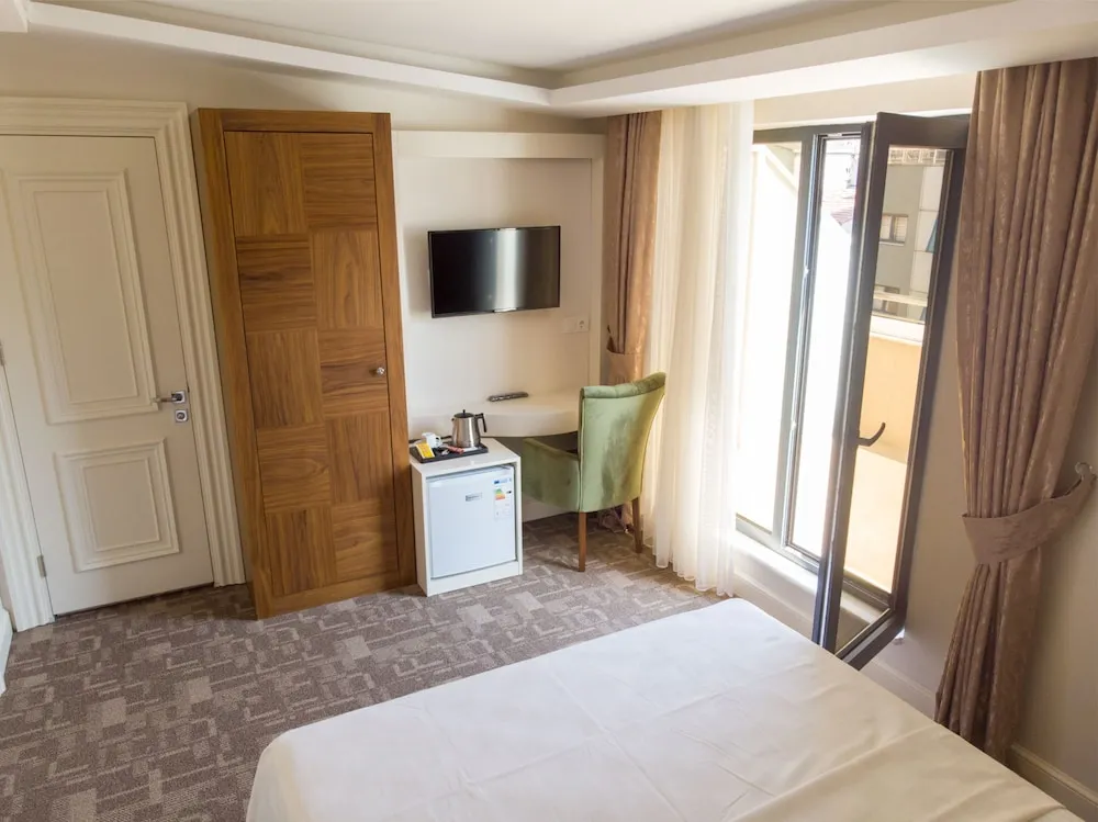 Standard Tek Büyük Yataklı Oda, 1 Büyük (Queen) Boy Yatak, Şehir Manzaralı