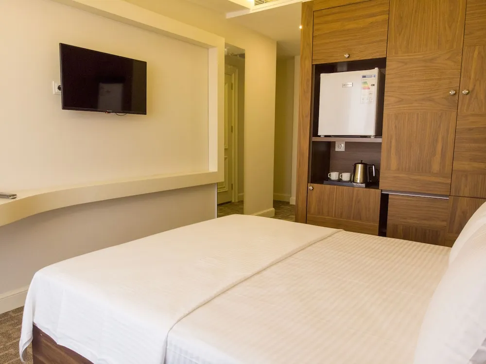 Standard Tek Büyük Yataklı Oda, 1 Büyük (Queen) Boy Yatak, Şehir Manzaralı