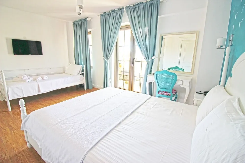 Deluxe Üç Kişilik Oda, Veranda