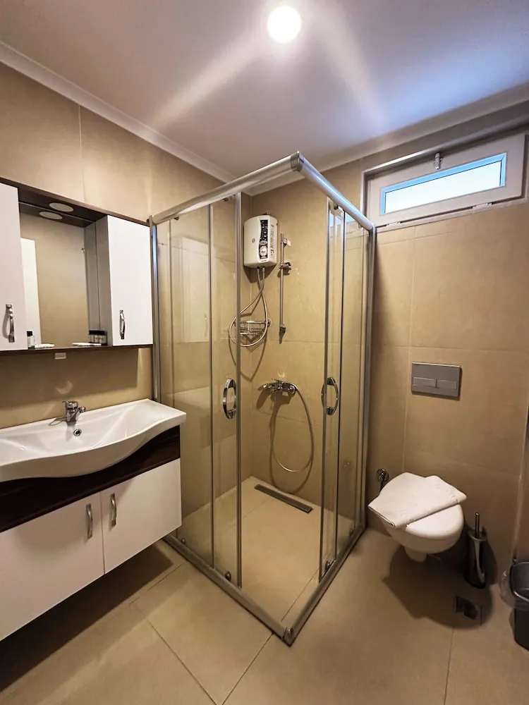 Deluxe Oda, 1 Büyük (Queen) Boy Yatak, Sigara İçilmez, Balkon