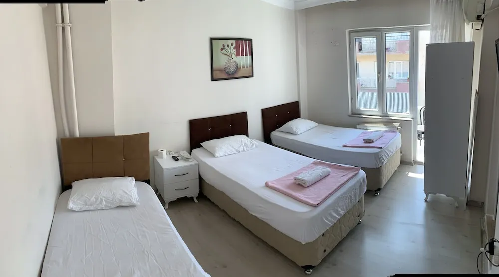 Standard Üç Kişilik Oda