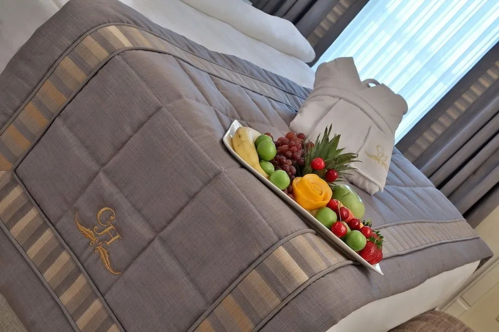 Grand Deluxe Single Room