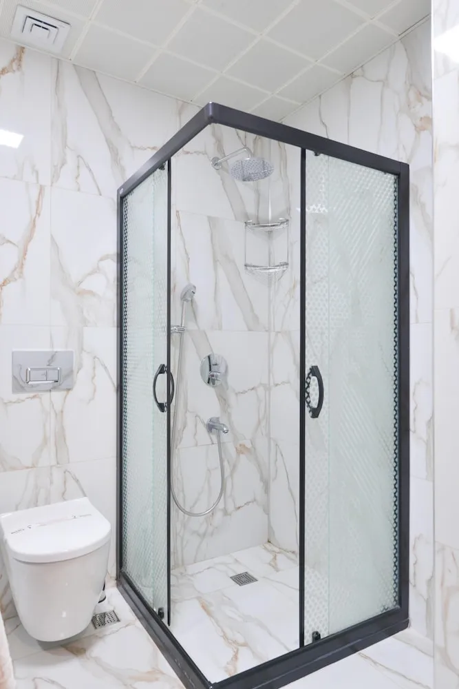 Deluxe Tek Büyük Yataklı Oda, Sigara İçilebilir