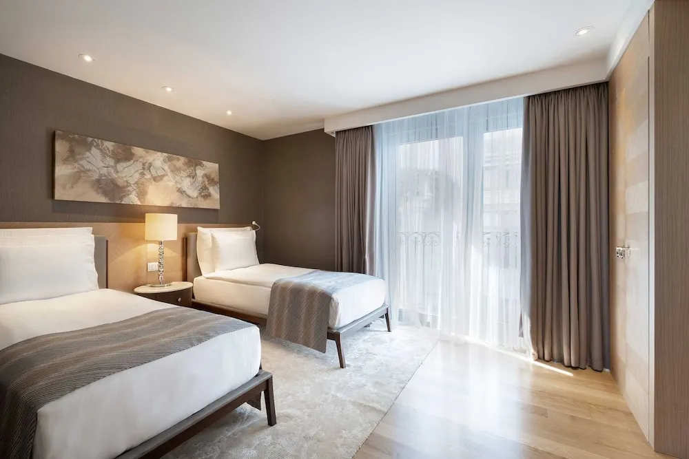 Park Prestige Suites Two Bedroom Apartment Bosphorus View