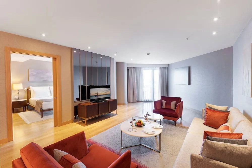 Park Prestige Suites One Bedroom Apartment Bosphorus View