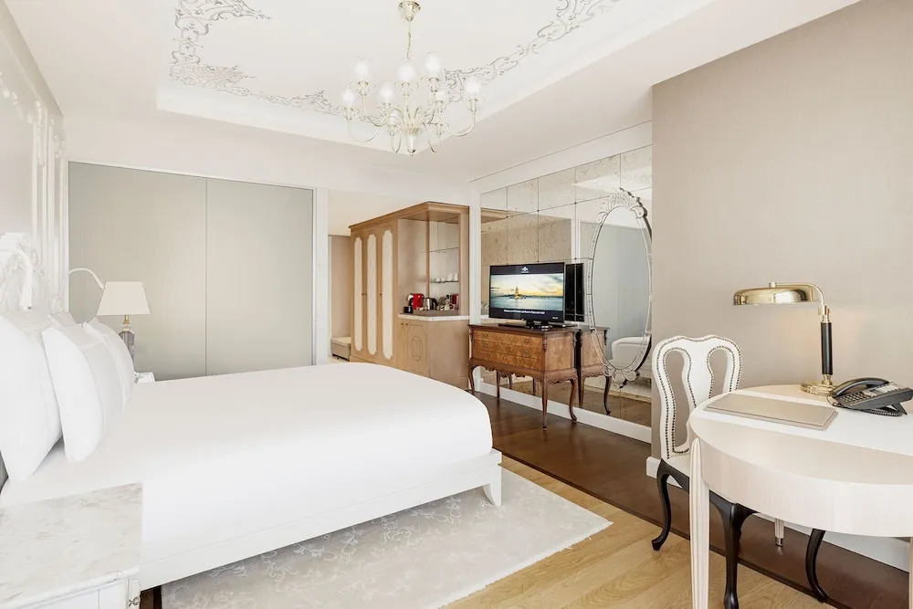 Executive Room with Sea View