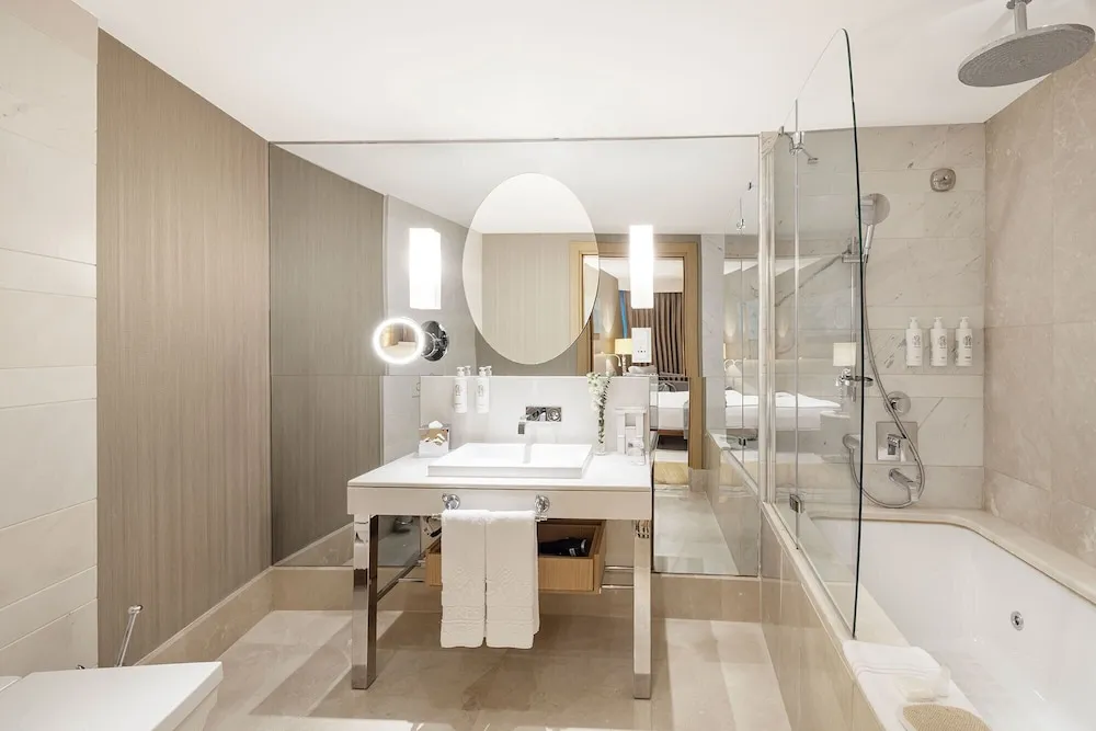Park Prestige Suites 3 Bedroom Bosphorus View with Terrace