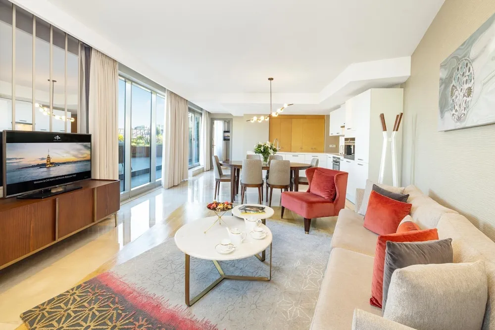 Park Prestige Suites 3 Bedroom Bosphorus View with Terrace