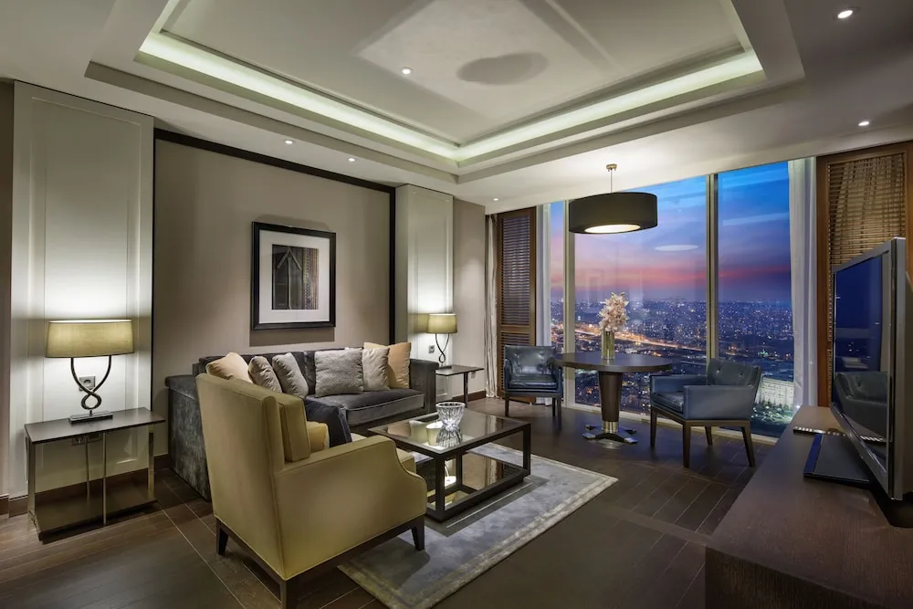 Premium Süit, 1 En Büyük (King) Boy Yatak (Diplomat, Lounge Access)