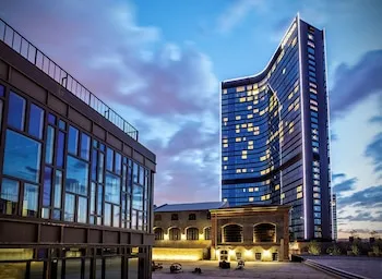 Hilton Istanbul Bomonti Hotel & Conference Center