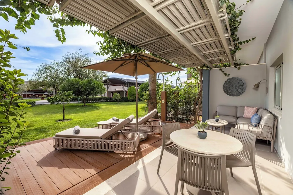 Deluxe Suite Relax Garden Terrace 2 Adults + 2 Child