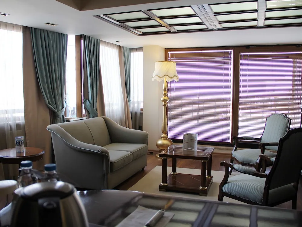 Deluxe Tek Büyük Yataklı Oda, Şehir Manzaralı
