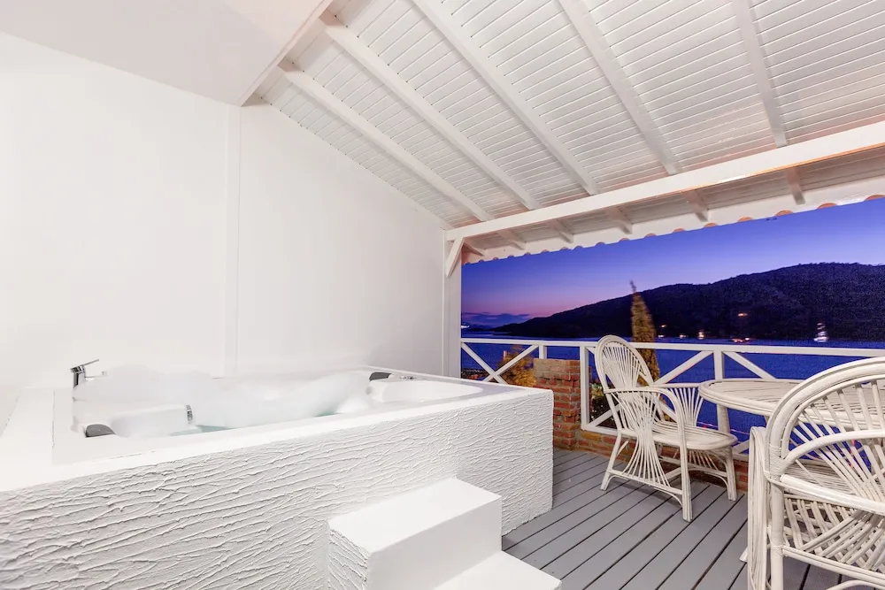 Deluxe Oda, Sıcak Su Küveti, Deniz Manzaralı