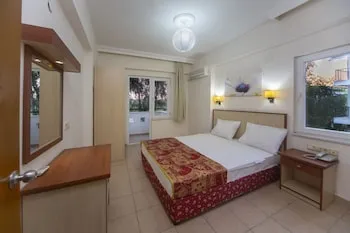 Ces Club Hotel