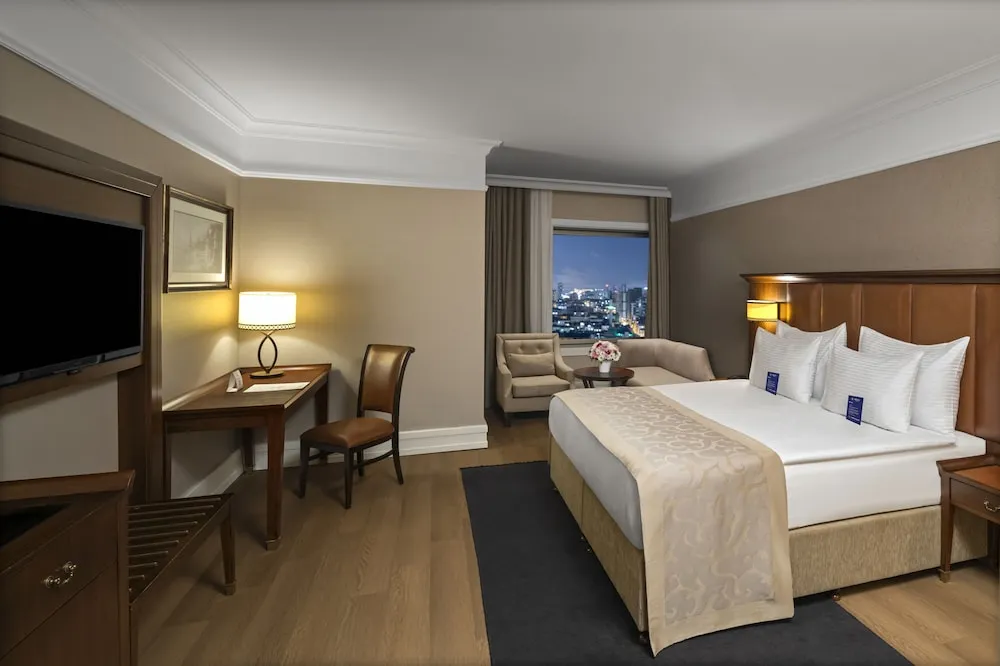 Superior Suite