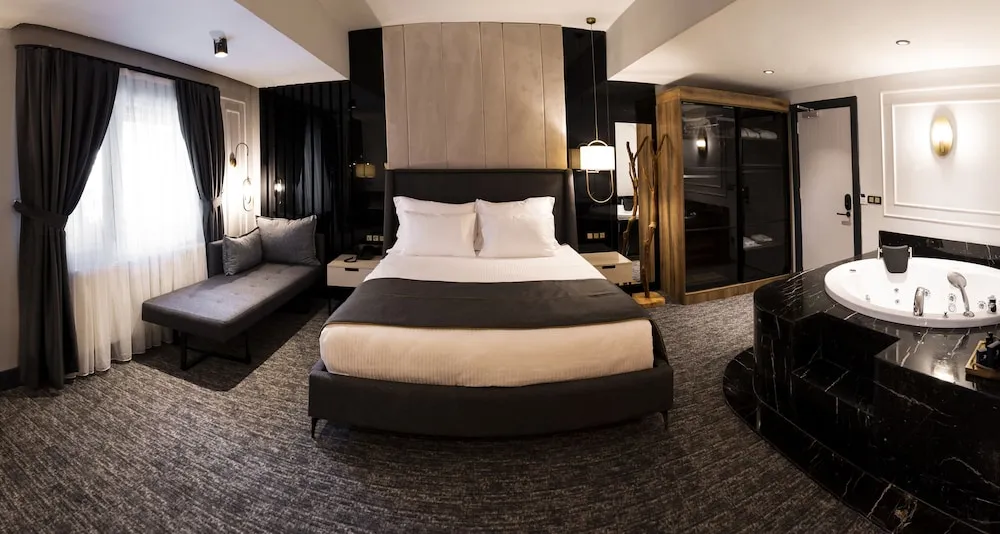 Luxury Stüdyo Süit, Sıcak Su Küveti