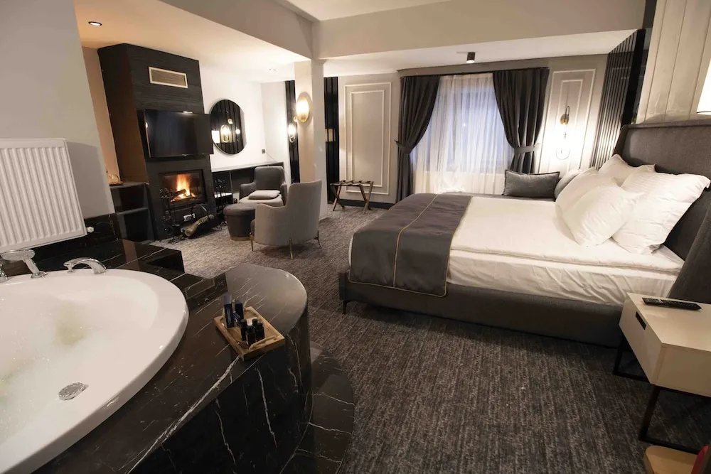 Luxury Stüdyo Süit, Sıcak Su Küveti