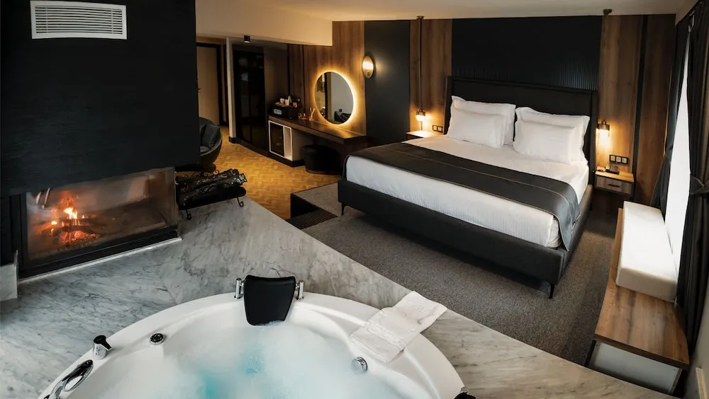 Luxury Stüdyo Süit, Sıcak Su Küveti
