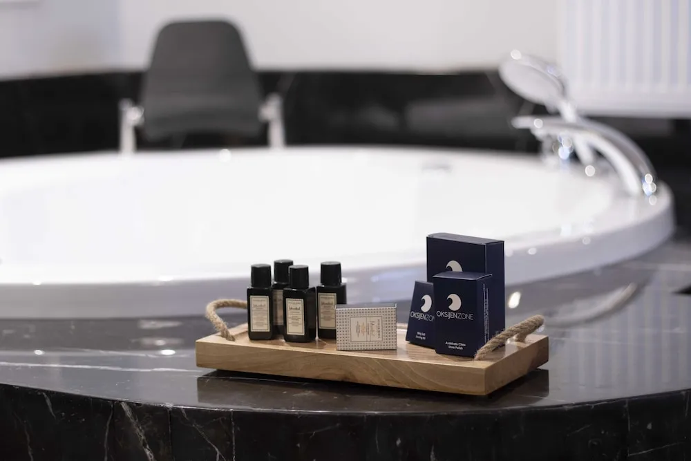 Luxury Stüdyo Süit, Sıcak Su Küveti