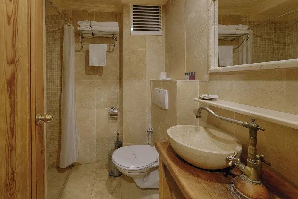 Economy Room
